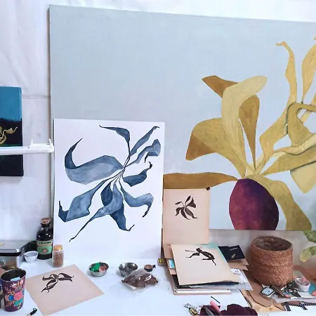 Dans Atelier D'artiste B&B