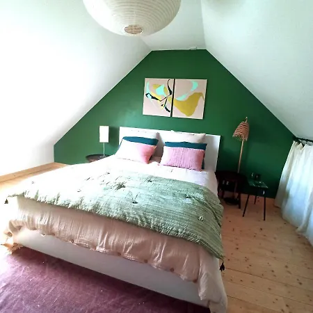 Dans Atelier D'artiste Bed & Breakfast