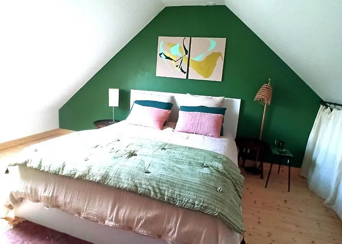 Dans Atelier D'artiste Bed & Breakfast